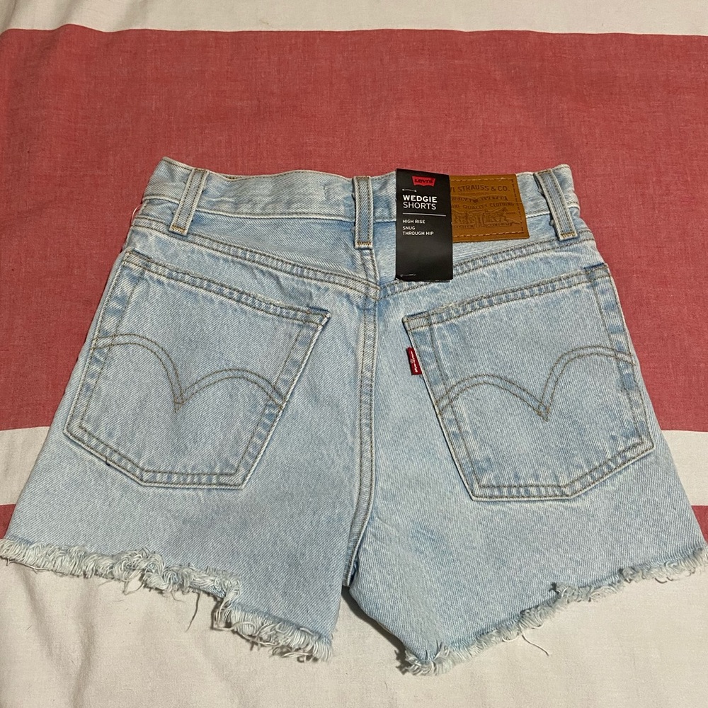 Wedgie Levi’s denim  shorts  size 23